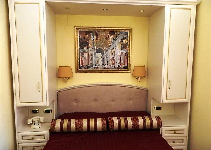 Relais Frattina 2* Rom